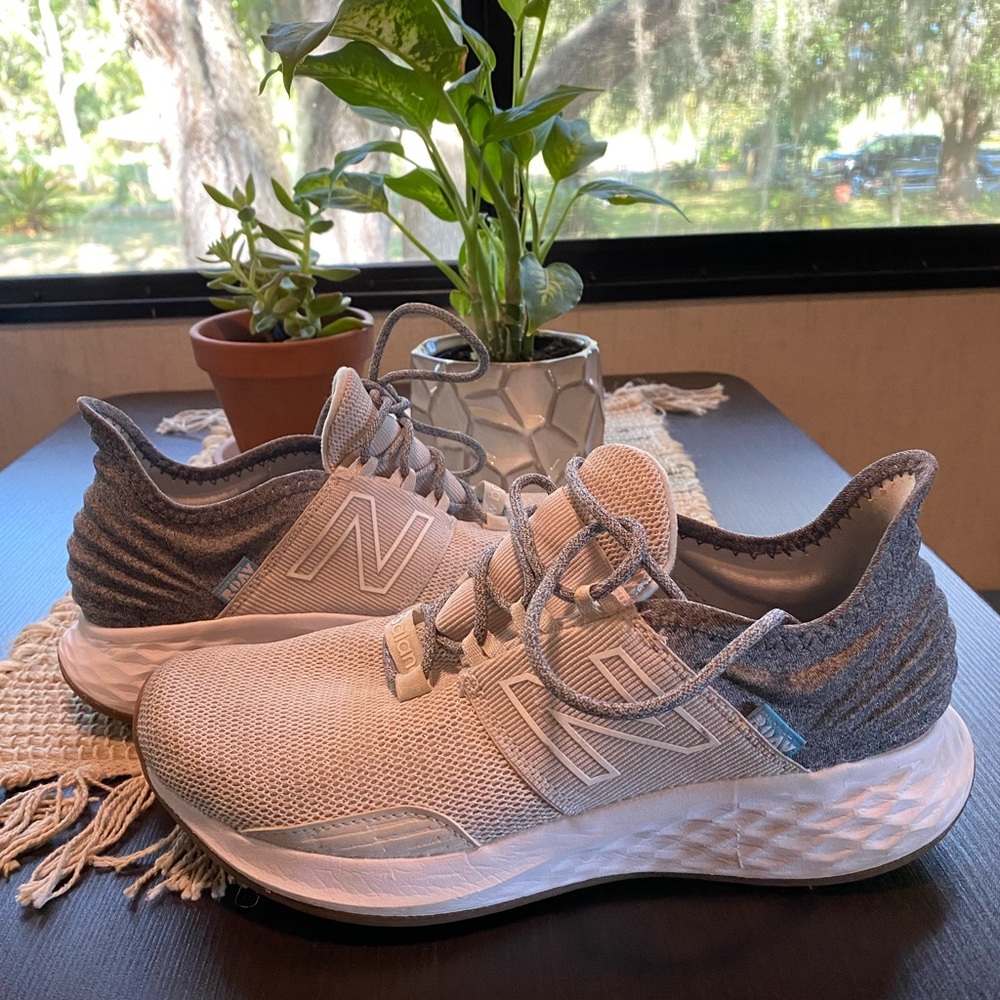 New Balance Roav